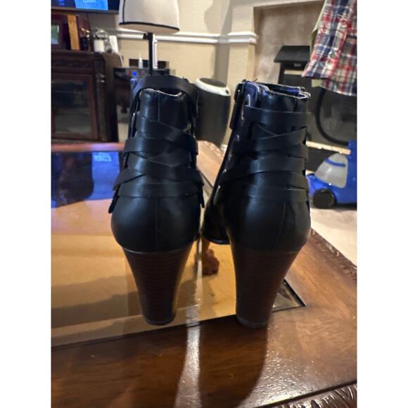 Women’s I.N.C. Black Bootie. Size 7.5 - Picture 5 of 6